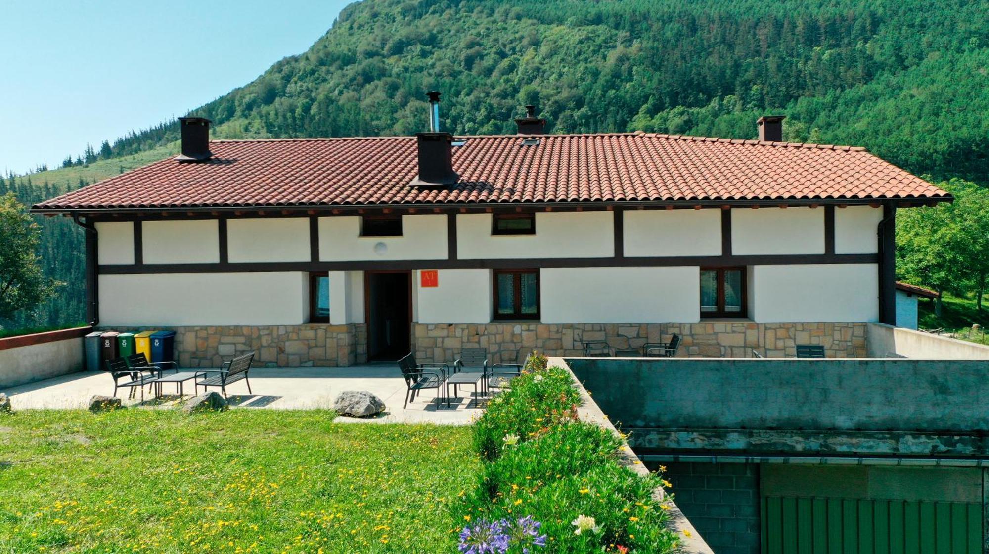 Ondarbaso Rurales Ii Apartment *